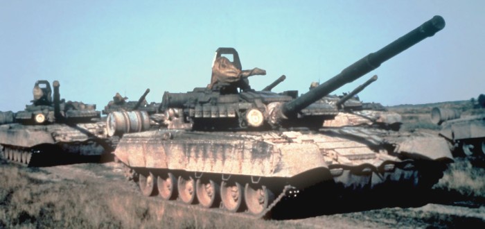 Tanky z rezervních skladů jsou zřejmě vykuchané, vojáci z nich kradou vše, co se dá