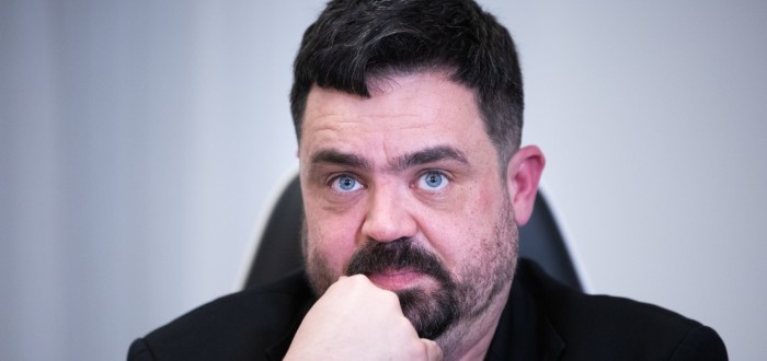 Pavel Novotný je synem baviče Petra Novotného, je ženatý a má dvě dcery