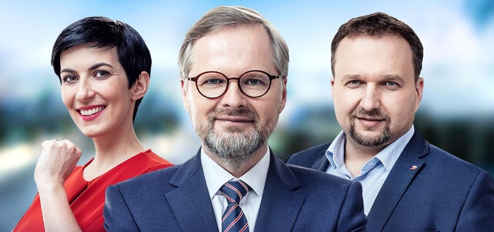 Superhrdinové z Ligy spravedlnosti spojili síly a zachraňují Česko před zlobry