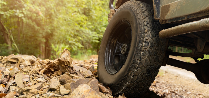 Dajbych 4x4 zajišťuje komplexní služby, testovací jízdy jsou možné na dvou off-roadových polygonech v Plzni