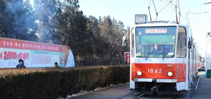 Tramvaj KT8D5K české výroby v Pchjongjangu