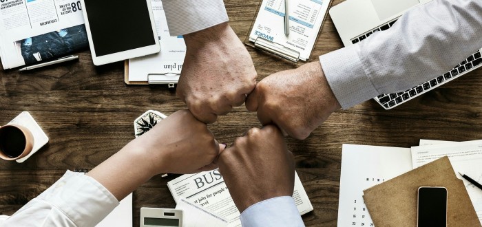 Jednoduchá pomoc při založení s.r.o. Simplyoffice.cz