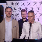 Zhrzení Piráti to na tiskové konferenci nezvládli