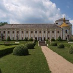 V zámeckém parku si projděte francouzský libosad a anglický park