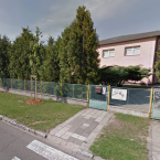 Před školkou se bude konečně parkovat bezpečněji