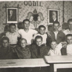 Oddíl kralupských skautů ve 30. letech