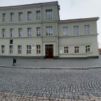 Učitel již v této škole neučí, najít si práci jinde asi nebude mít snadné