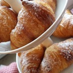 Pečení domácích croissantů může být snadné