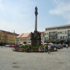 Okolní ulice v rámci nymburského centra by již brzy měly přinést nová parkovací místa. Momentálně jich je nedostatek.