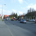 Přímo v centru Jesenice je kvůli počtu aut velký problém přejít silnici
