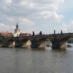 Dle legendy dorazila z Velvar sice vejce, ale vařená