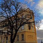 Škola Komenského ve Slaném, kde je situace ráno vážně kritická