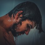 Studená sprcha má tolik pozitivních účinků, že se vyplatí to zkusit