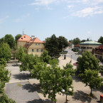 Náměstí v Průhonicích
