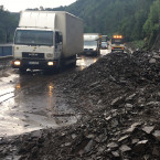 Vozovka bude průjezdná přibližně v sedm hodin