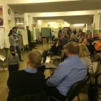 Veřejná diskuze probíhala v respiriu základní školy