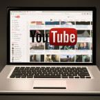 Sledujete pravidelně youtubery? Tvoří zábavná videa, která nahrávají na Youtube