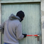Policie je na zloděje stále krátká