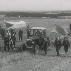 Sebrat sedlákům pole, rozorat meze a bude v zemi dobře, taková byla tehdejší idea. Jaká byla ale realita? 