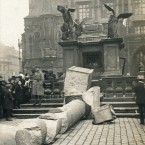 Za stržením sloupu stojí Žižkováci a jeden vypečený bohém