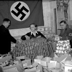 Vánoční dárky pro chudé v Německu 1935