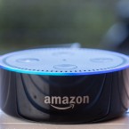 Virtuální AI asistentka Alexa od Amazonu zřejmě nebude tak nestranná