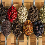 Ingredience na perníkové koření můžete libovolně kombinovat
