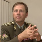 Tuto kauzu bychom měli v klidu a spolehlivě vysvětlit, jinak nebudeme směrem ke spojencům důvěryhodní, myslí si generál Šedivý