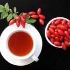 Šípky jsou v podstatě malé vitamínové bombičky, kterých je škoda nevyužít v boji s podzimními virózami