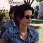 Courteney Cox to neměla nikdy jednoduché. Poplakala si nejen nad svou hvězdou. Další slzy ronila, když osmkrát potratila. Nakonec má dceru, která byla na houbách v době poslední série Přátel