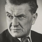 Herec Stanislav Neumann byl členem KSČ. Tato skutečnost naštěstí nemění nic na jeho hereckých kvalitách