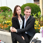 Ondřej Sokol s mladší partnerkou Nikolou Šantavou