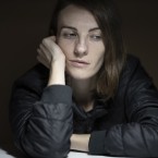 Kruhy pod očima jsou vlastně hlubší vráska