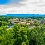 Panorma Českého Těšína, i zde působil mladý deviant