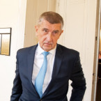 V roce 1980 začala Andreje Babiše evidovat StB jako svého důvěrníka a od roku 1982 jako agenta s krycím jménem "Bureš"