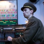 Hlavním sídlem StB byla budova v pražské Bartolomějské ulici (slangově tzv. kachlíkárna). Jako nejbrutálnější vyšetřovna nechvalně proslul tzv. hradčanský Domeček