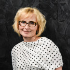 Konečná se pustila do návrhu náhrad pro první dámu. Sama ale stojí daňové poplatníky přes milion měsíčně