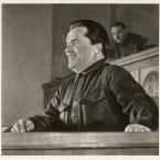 Sergej Kirov brzy ztratil oba rodiče a vyrůstal v sirotčinci