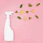 Ocet můžete při výrobě domácího čističe nahradit citronovou šťávou