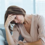 Deprese je závažná, dlouhotrvající porucha psychiky projevující se snížením až vymizením schopnosti prožívat potěšení, pokleslými náladami jedince a patologickým smutkem
