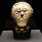 Kamenná plastika hlavy byla nalezena v těsné blízkosti významné keltské archeologické lokality 0,5 km jižně od Mšeckých Žehrovic