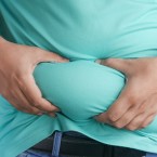 Obezita představuje extrémní zátěž pro naše klouby, proto mimo jiné přispívá i ke vzniku osteoartritidy