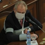 Prezident Zeman promluvil k poslancům, připomněl svoje vychování a podpořil rozpočet