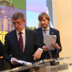 Podle premiéra a ministra zdravotnictví byly nemocnice na vše připravené, problémy neviděli