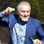 Karel Gott zpíval doslova do konce svého života. Stále měl nepřeberné množství fanoušků