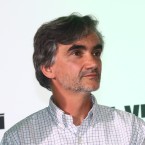 Martin Myšička si v seriálu zahrál neschopného ajťáka Davida Srovnala