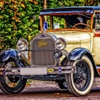 Na počátku minulého století bylo na území našeho státu jen málo automobilů