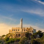 Ostrov Alcatraz objevil námořní důstojník Juan Manuel de Ayala, když v roce 1775 jako první Evropan na ostrově přistál