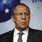Lavrov absolvoval střední školu se stříbrnou medailí. V roce 1972 vystudoval Státní institut mezinárodních vztahů v Moskvě