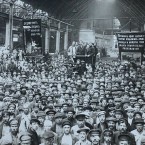 Dělníci v továrně v Novočerkassku otevřeně vystoupili proti sovětskému režimu. Výsledkem byl nevídaný masakr